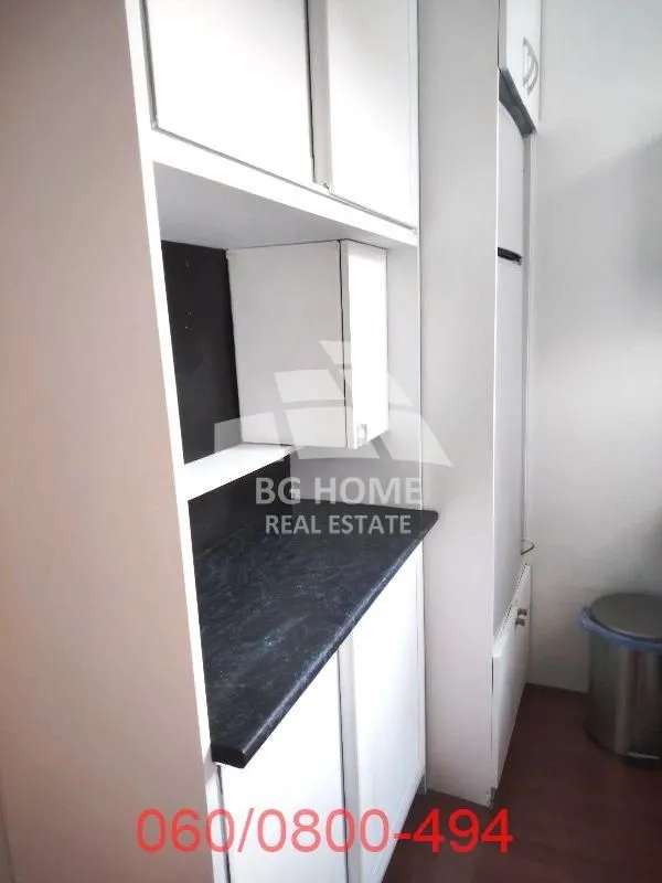 Izdavanje, dvosoban stan, 50m², Skadarlija, Beograd