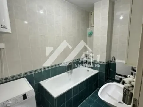 Izdavanje, jednosoban stan, 40m², Bulevar Oslobodjenja, Novi Sad Sve Podlokacije - image 7