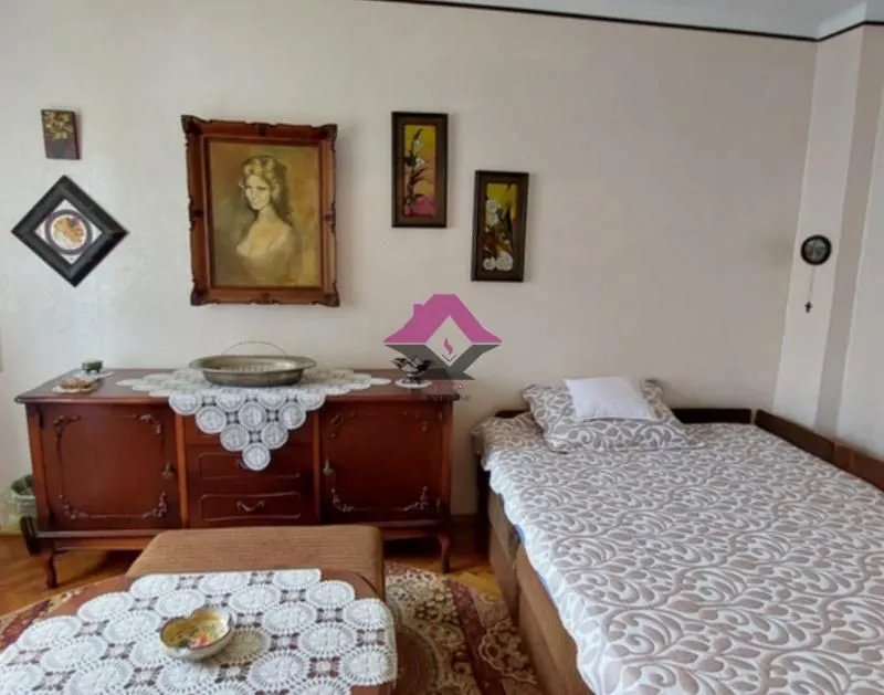 Sale, three bedroom apartment, 77m², Zemun Sve Podlokacije, Beograd