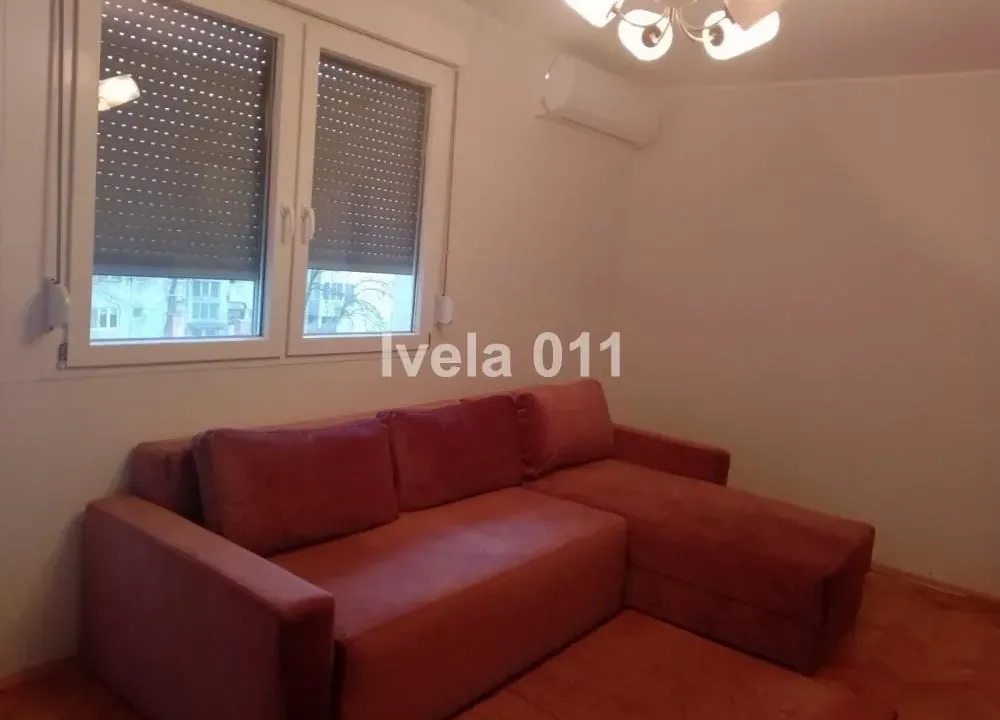 Prodaja, dvosoban stan, 52m², Karaburma, Palilula Sve Podlokacije