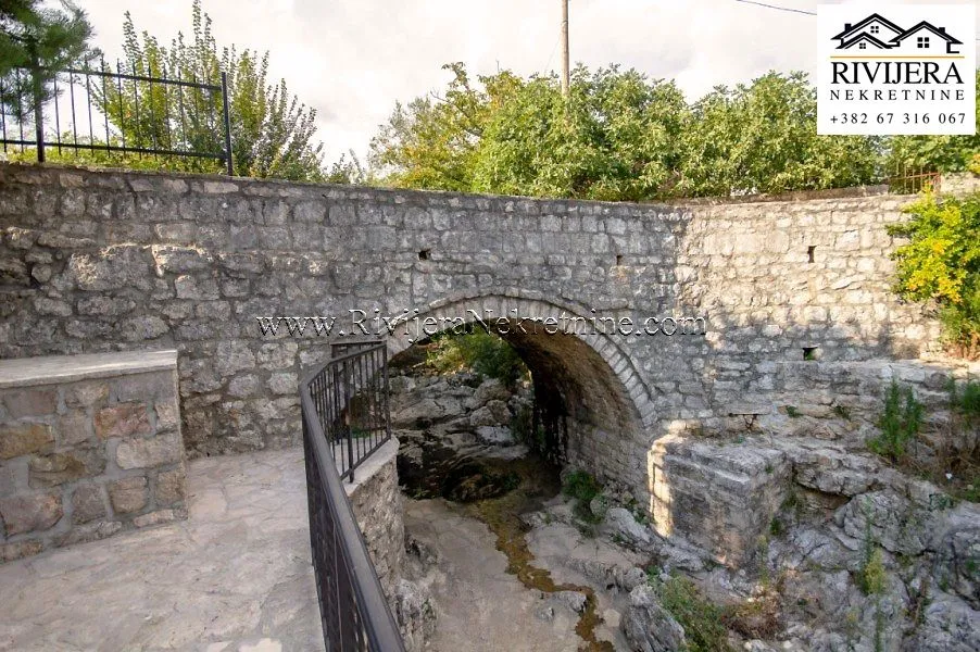 Prodaja, kuća, 226m², Podi, Herceg Novi