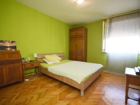 Prodaja, četvorosoban stan, 120m², Oktobarske Revolucije, Podgorica - image 3