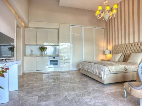 Izdavanje, kuća, 300m², Krašići, Tivat - image 12