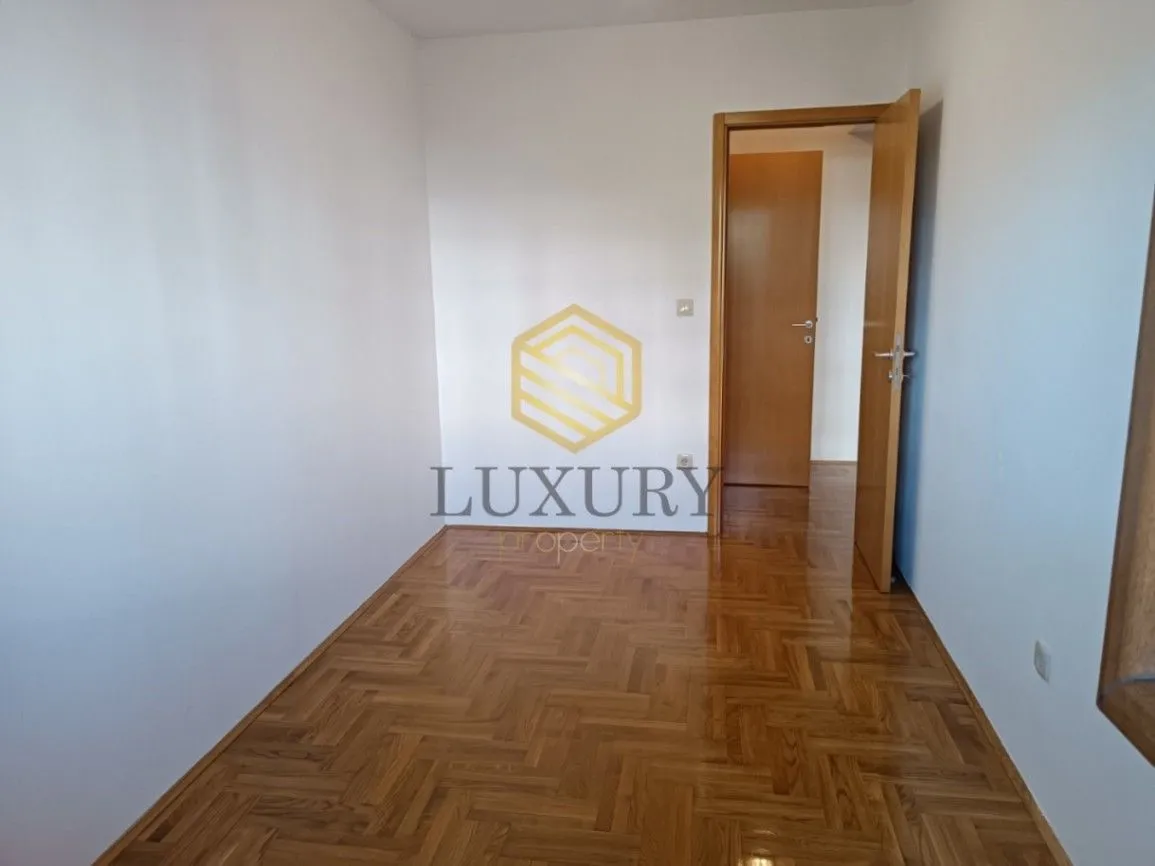 Rent, two bedroom apartment, 67m², Stari Aerodrom, Podgorica