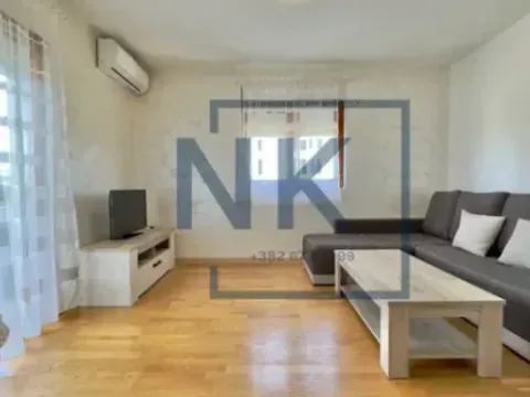Izdavanje, dvosoban stan, 52m², Centar, Podgorica - image 3