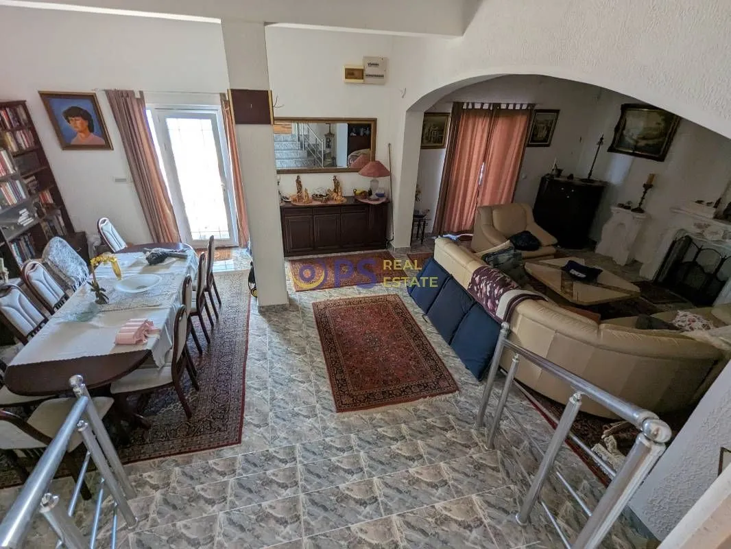 Sale, house, 300m², Bar, Crna Gora