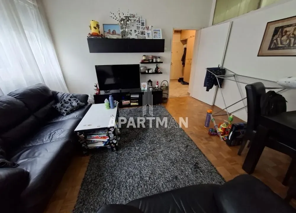 Prodaja, dvosoban stan, 47m², Novi Beograd Blok 1 Fontana, Novi Beograd Sve Podlokacije