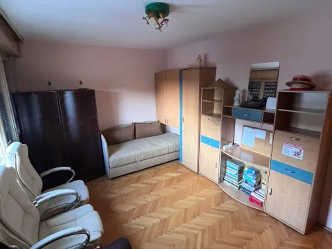 Rent, two bedroom apartment, 70m², Centar, Podgorica - image 9