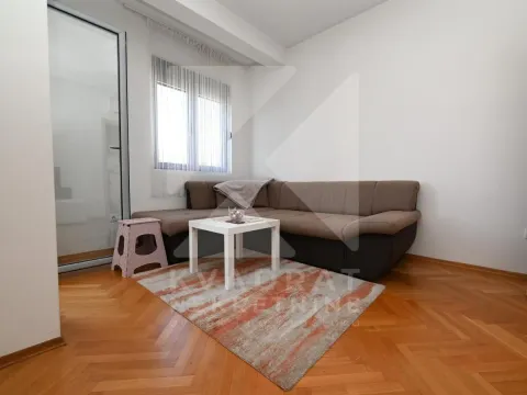 Rent, studio apartment, 30m², Zagorič, Podgorica - image 2