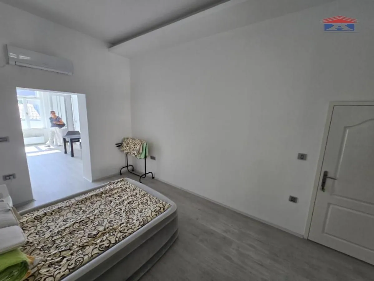Prodaja, kuća, 49m², Centar, Sombor