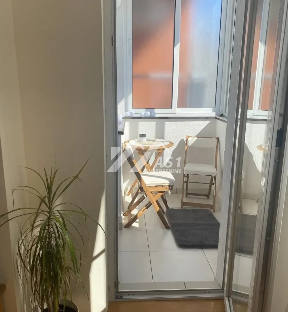 Izdavanje, dvosoban stan, 48m², Sajam, Novi Sad Sve Podlokacije