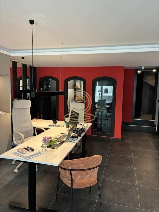 Prodaja, dvosoban stan, 74m², Banatić, Novi Sad Sve Podlokacije