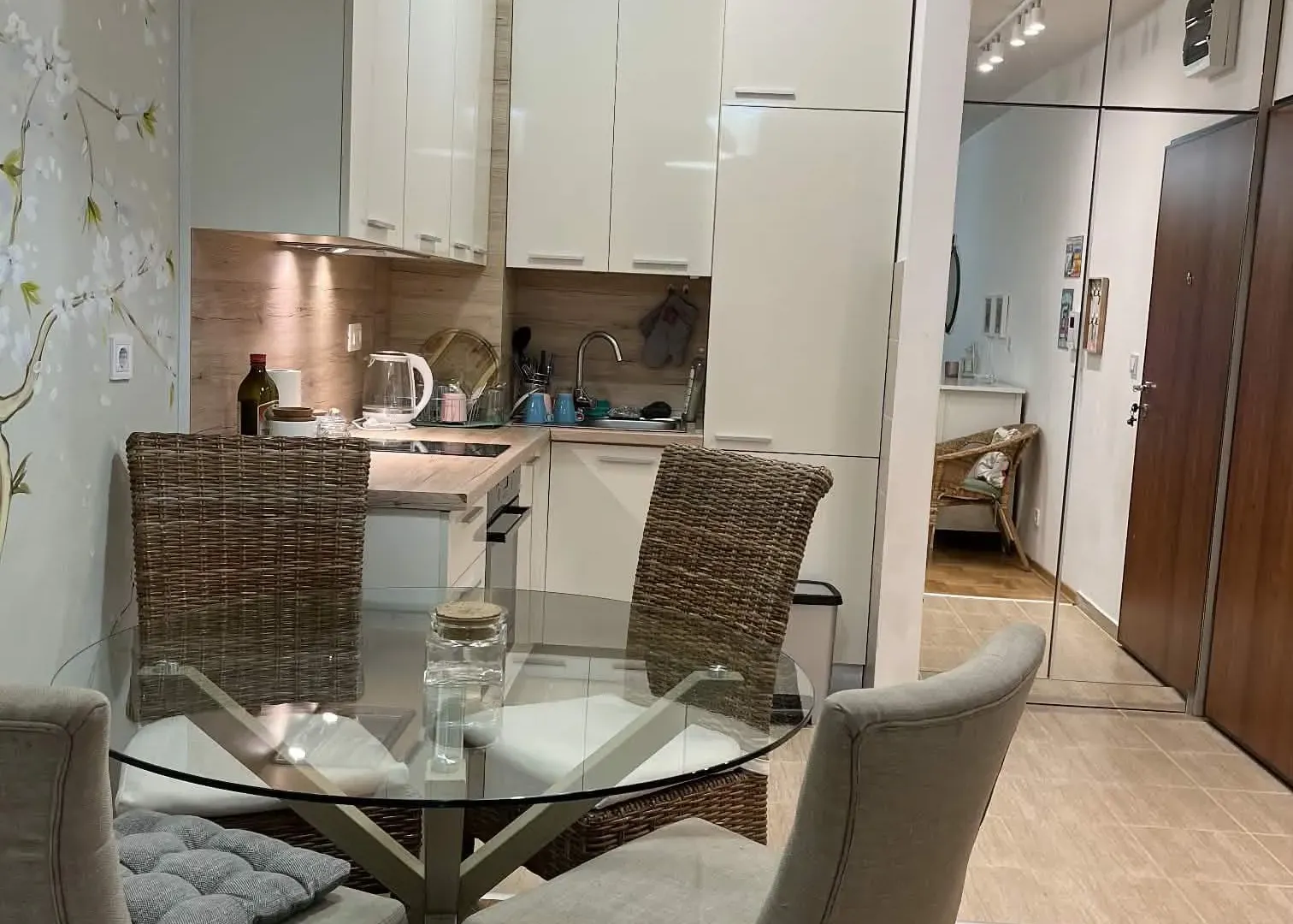 Rent, two bedroom apartment, 53m², Maslinjak, Budva