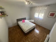 Rent, house, 200m², Tološi, Podgorica - image 9