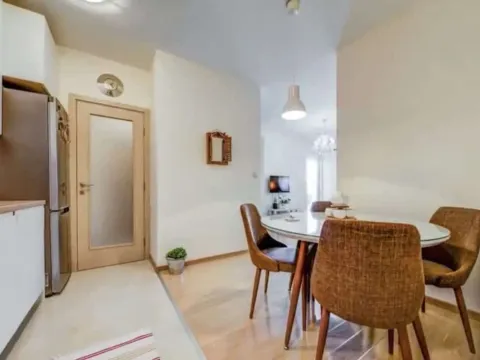 Izdavanje, jednosoban stan, 52m², City Kvart, Podgorica - image 6