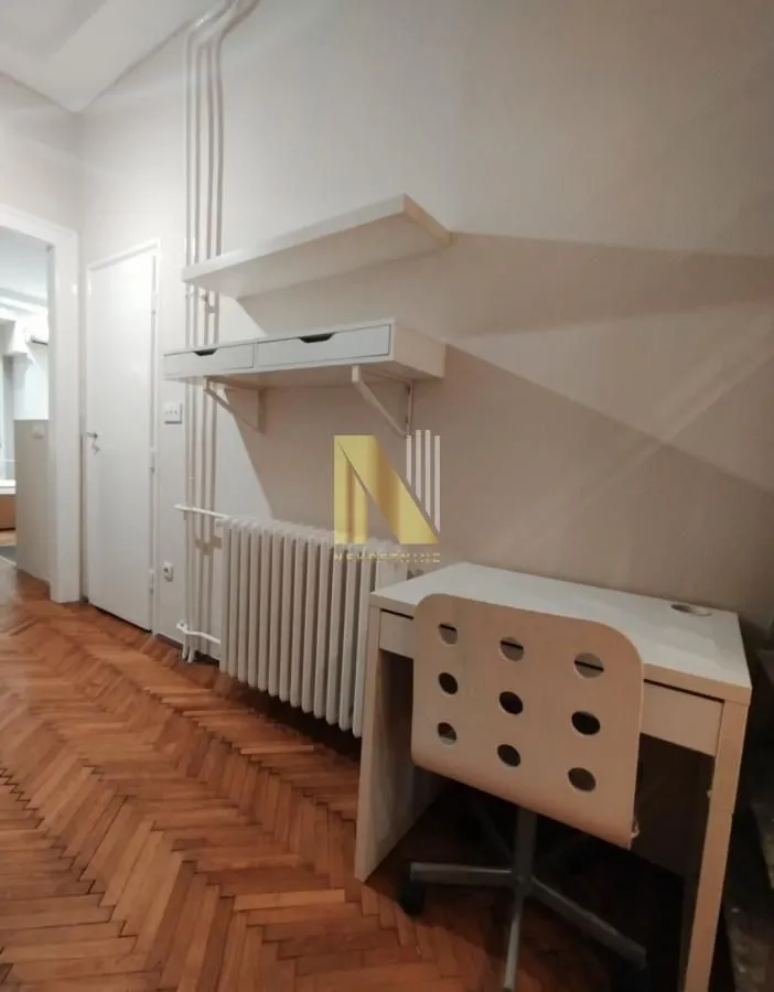 Izdavanje, dvosoban stan, 52m², Novi Sad, Srbija