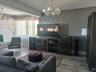 Prodaja, četvorosoban stan, 222m², Dobre Vode, Bar - image 10