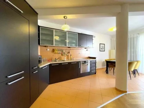 Prodaja, dvosoban stan, 91m², Petrovac, Budva - image 3