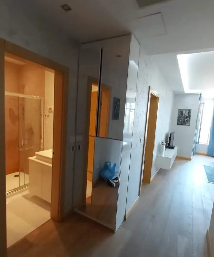Rent, one bedroom apartment, 55m², Bulevar, Budva