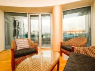 Izdavanje, dvosoban stan, 100m², Centar, Podgorica - image 10