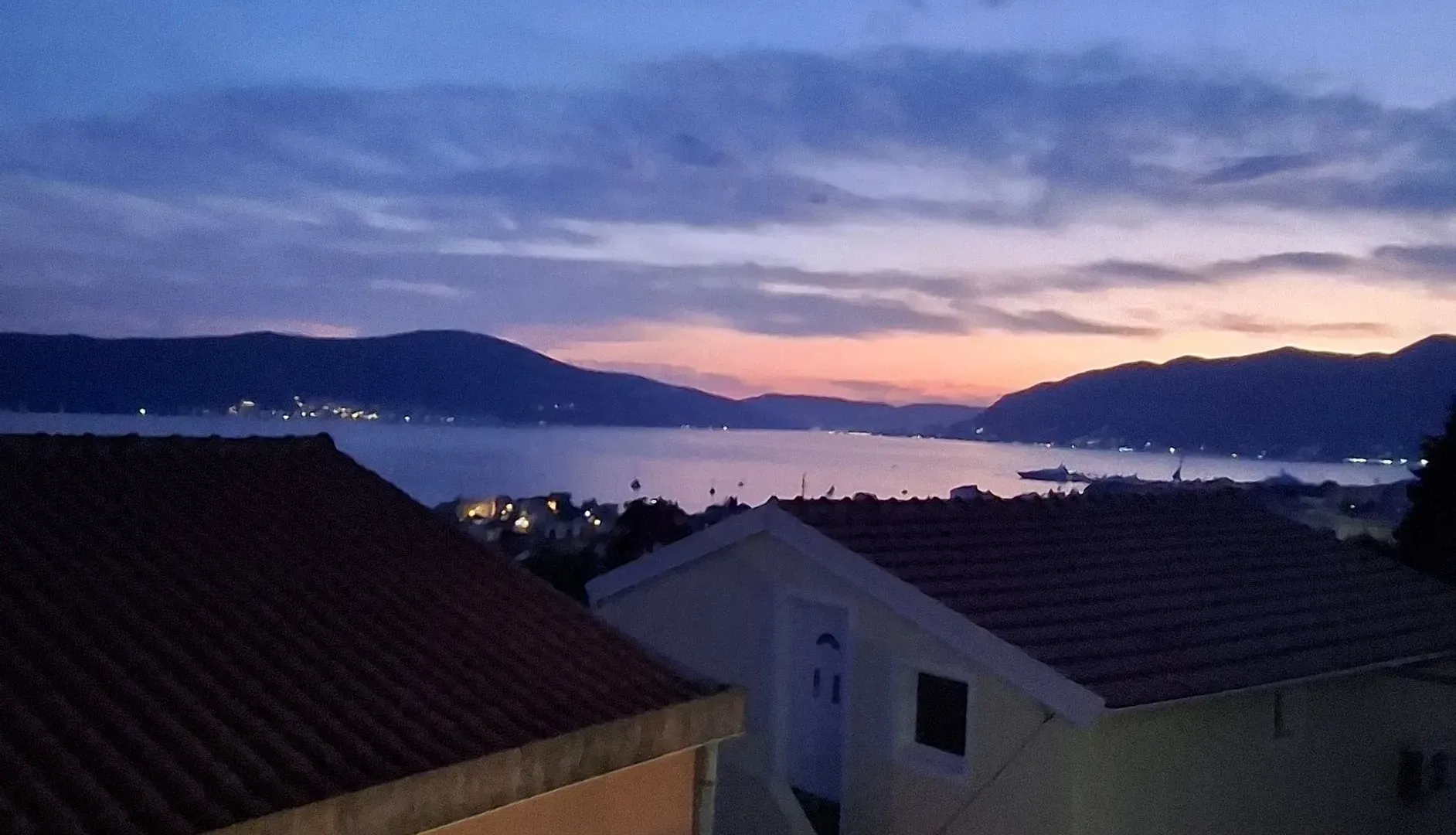 Izdavanje, jednosoban stan, 30m², Marići, Tivat