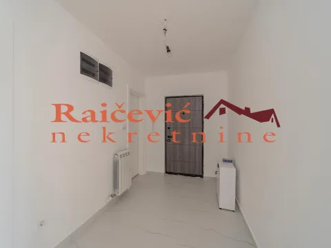 Sale, three bedroom apartment, 82m², Grocka, Beograd - image 9