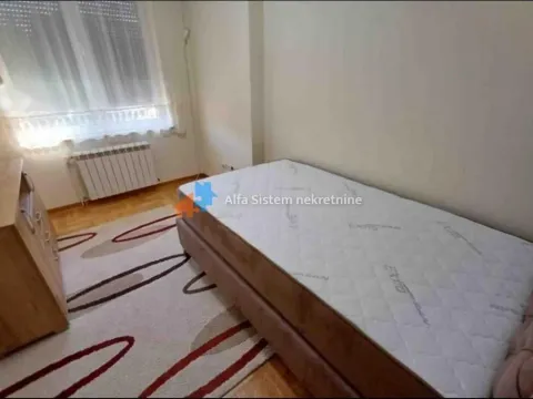 Rent, three bedroom apartment, 80m², Južni Bulevar, Vračar Sve Podlokacije - image 6