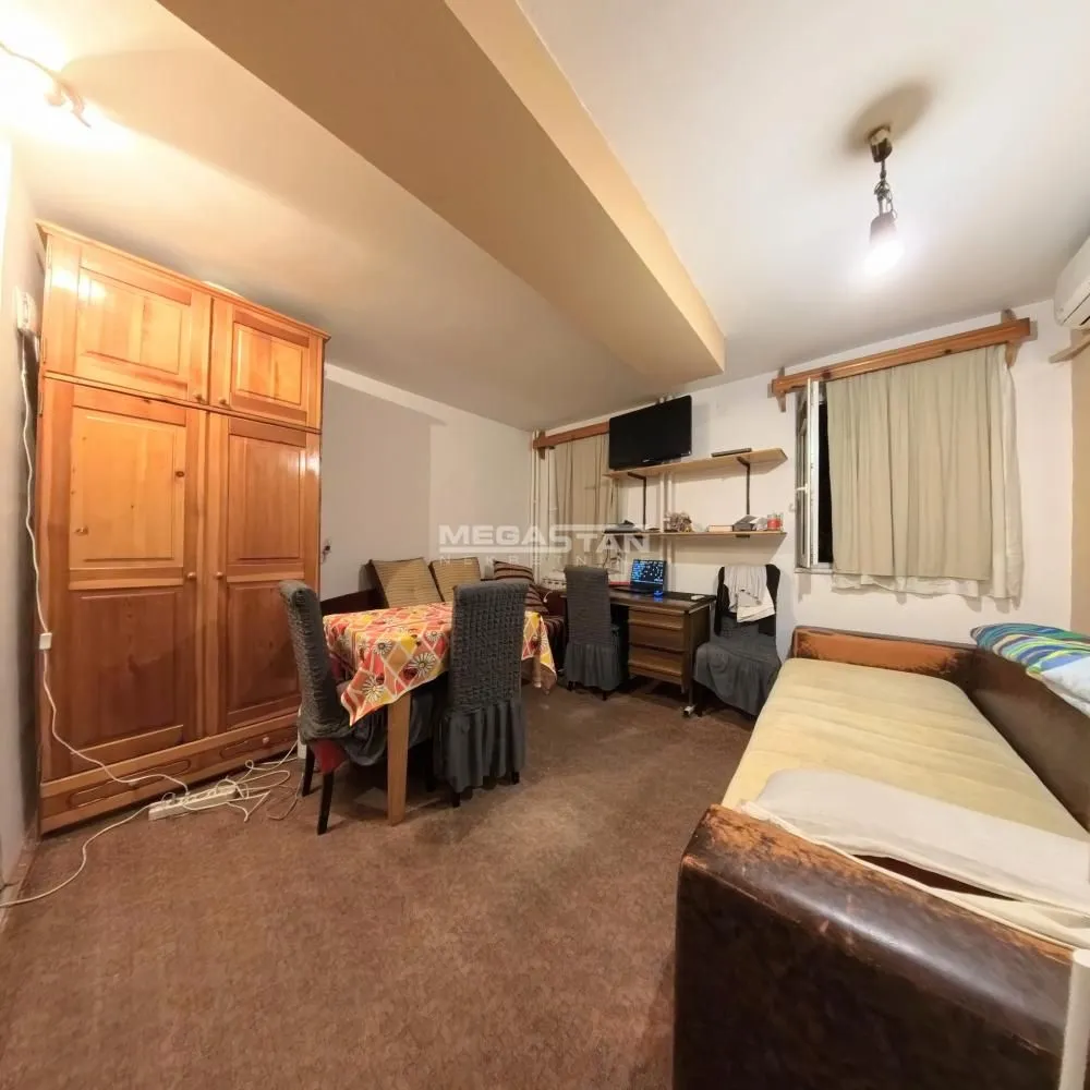 Prodaja, stan, 21m², Voždovačka Crkva, Voždovac Sve Podlokacije