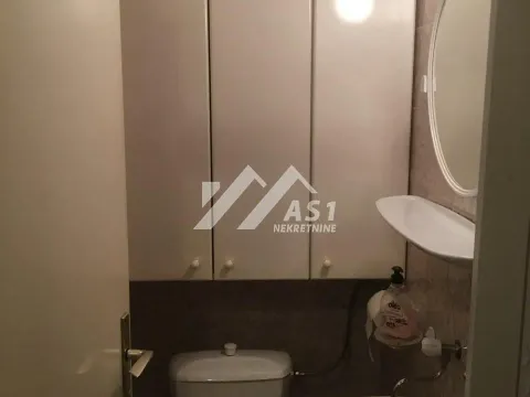 Izdavanje, trosoban stan, 83m², Liman 2, Novi Sad Sve Podlokacije - image 9