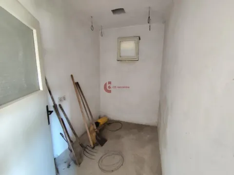 Prodaja, kuća, 176m², Železničko Naselje, Subotica - image 8