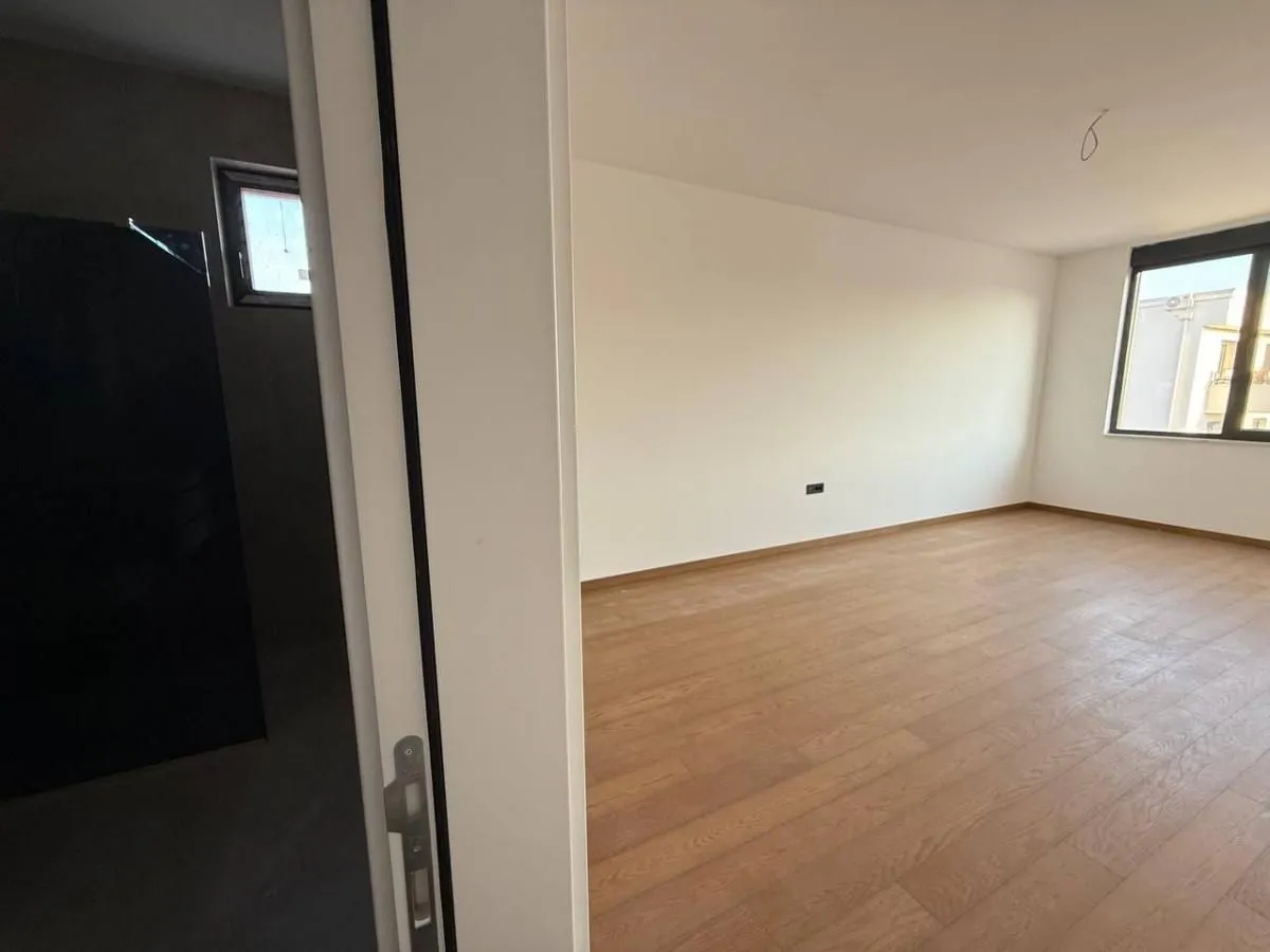 Prodaja, stan, 135m², Bulevar patrijarha Pavla, Novi Sad Sve Podlokacije