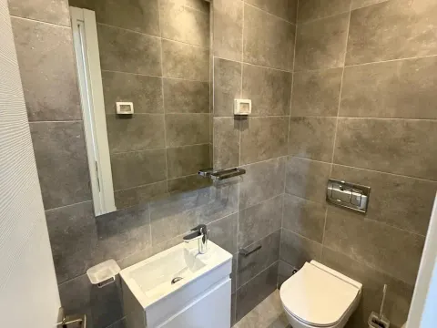 Prodaja, dvosoban stan, 78m², Centar, Podgorica - image 17