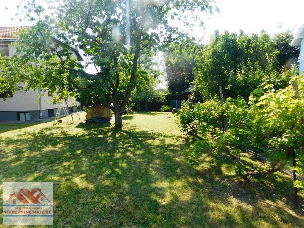 Prodaja, kuća, 220m², Kragujevac, Srbija