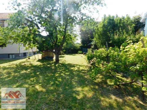 Prodaja, kuća, 220m², Kragujevac, Srbija - image 2