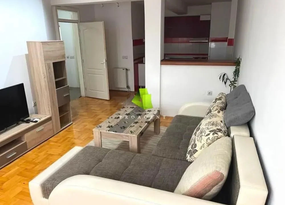 Prodaja, jednosoban stan, 52m², Medijana, Niš