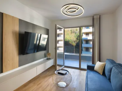 Sale, two bedroom apartment, 55m², Bečići, Budva - image 6