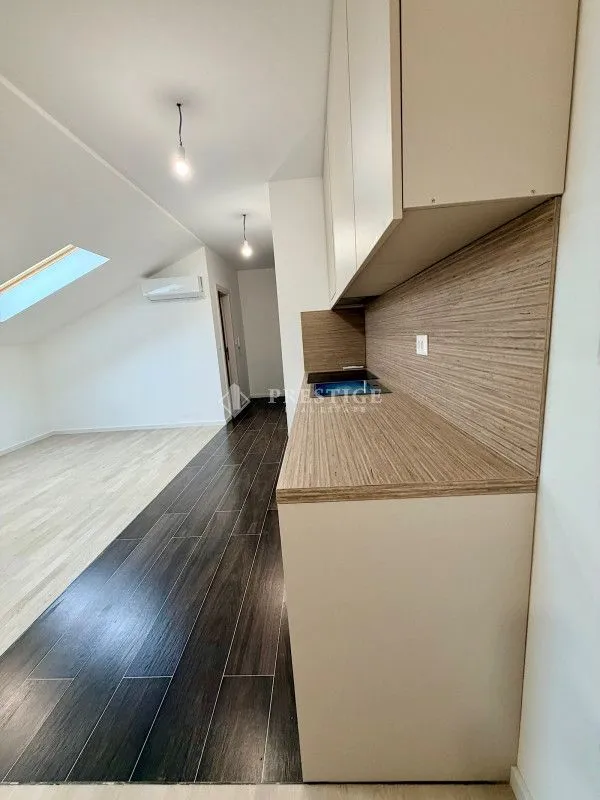Sale, studio apartment, 45m², Tološi, Podgorica