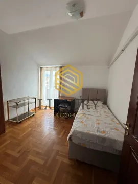 Rent, four bedroom apartment, 150m², Stari Aerodrom, Podgorica - image 8
