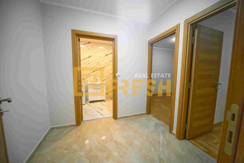 Prodaja, trosoban stan, 112m², Stari Aerodrom, Podgorica