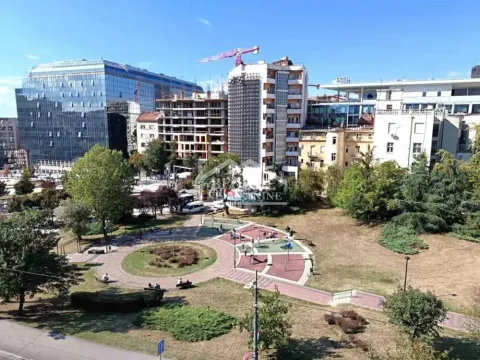 Izdavanje, dvosoban stan, 66m², Slavija, Vračar Sve Podlokacije - image 11