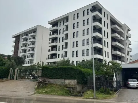 Rent, two bedroom apartment, 70m², Čeluga, Bar - image 3