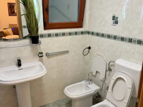 Sale, three bedroom apartment, 120m², Petrovac, Budva - image 3