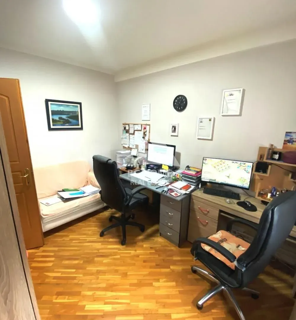Rent, two bedroom apartment, 85m², Zemun Centar, Zemun Sve Podlokacije