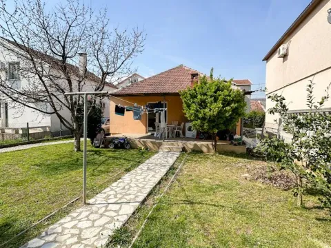 Prodaja, kuća, 100m², Dalmatinska ulica, Podgorica - image 5