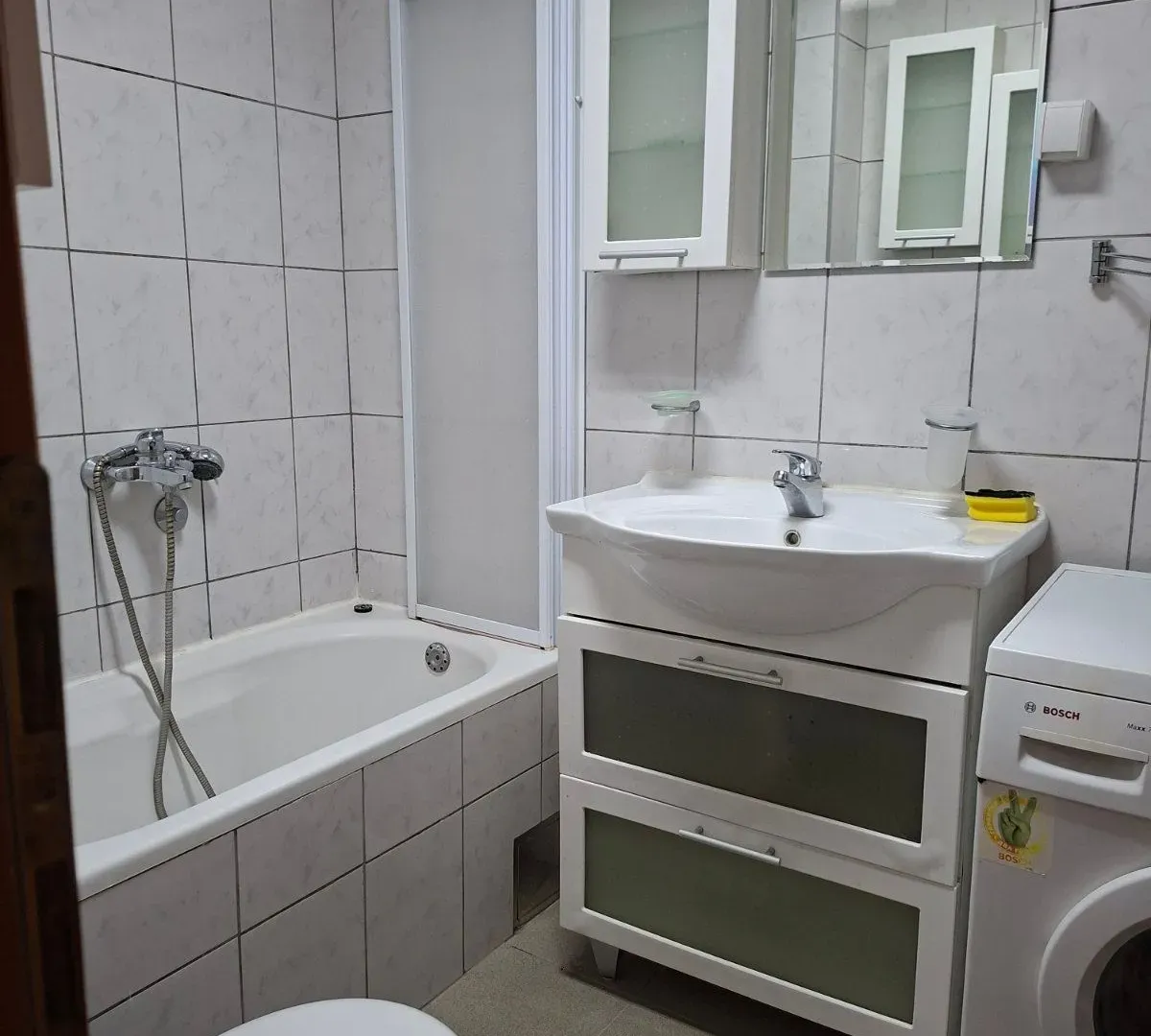 Rent, two bedroom apartment, 65m², Blok 9, Podgorica