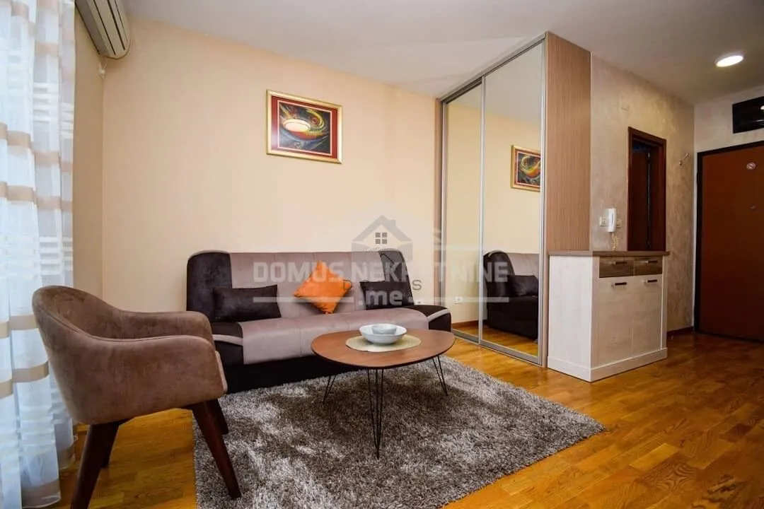 Rent, apartment, 33m², City Kvart, Podgorica