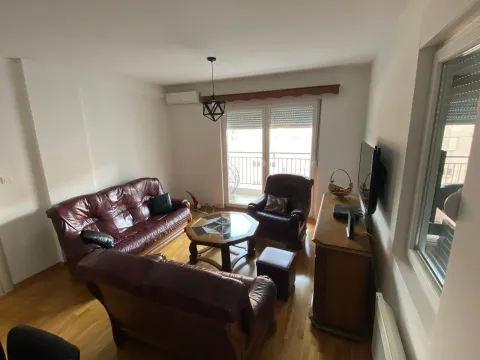 Prodaja, dvosoban stan, 63m², Centar, Nikšić - image 11