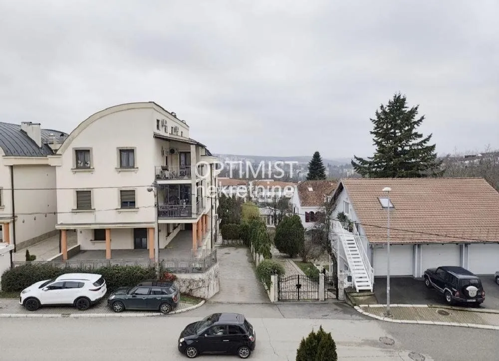Sale, four bedroom apartment, 117m², Savski Venac, Beograd