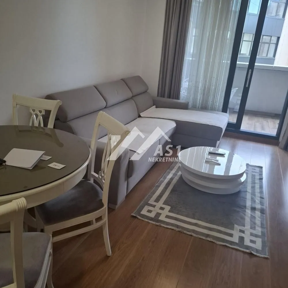 Izdavanje, dvosoban stan, 51m², Novi Sad Sve Podlokacije, Novi Sad