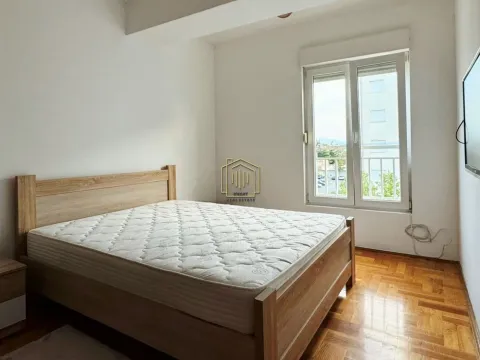 Rent, one bedroom apartment, 41m², Blok 9, Podgorica - image 6